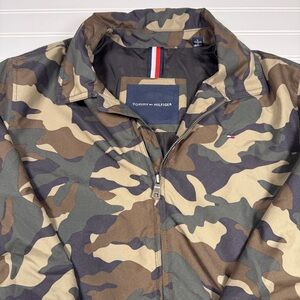 Tommy Hilfiger Windbreaker Jacket Mens Large Green‎ Brown Black Camo Pattern EUC